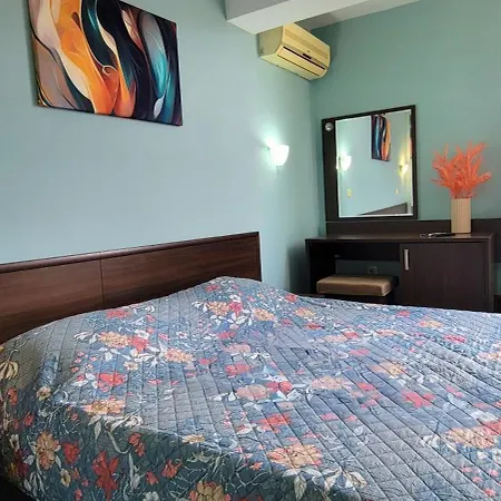 Hotel Bijou